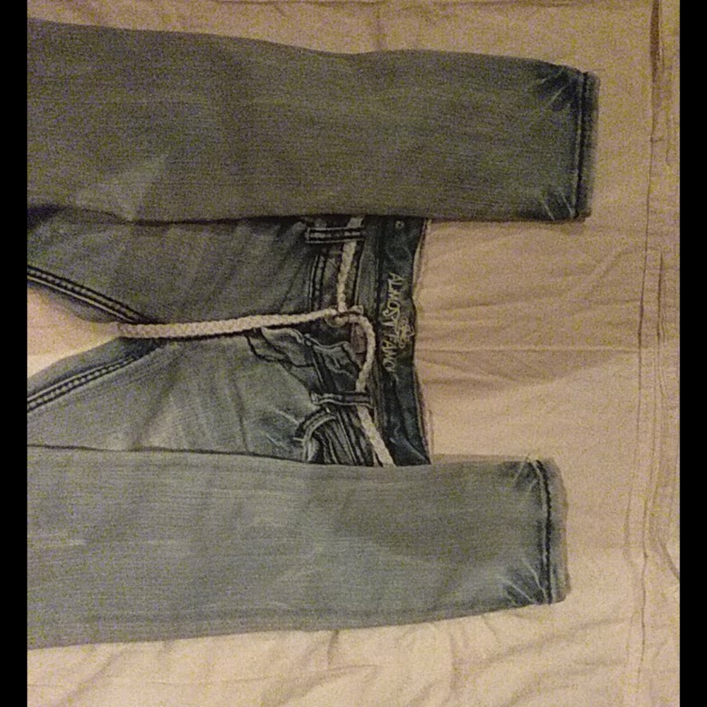 Jeans - Picture 2 of 3
